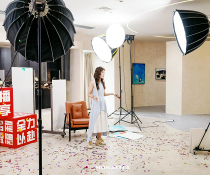 蒙娜麗莎直播基地落成投入使用！全域新零售版圖再添強(qiáng)核心引擎！